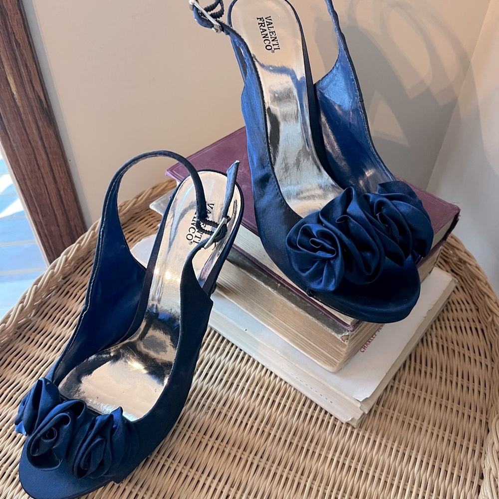 Valenti Franco Satin Navy formal Slingback Heels Size 8.5 No Flaws